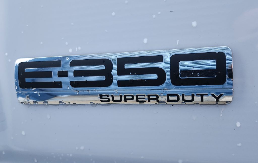2010 Ford E-350 - $8,700