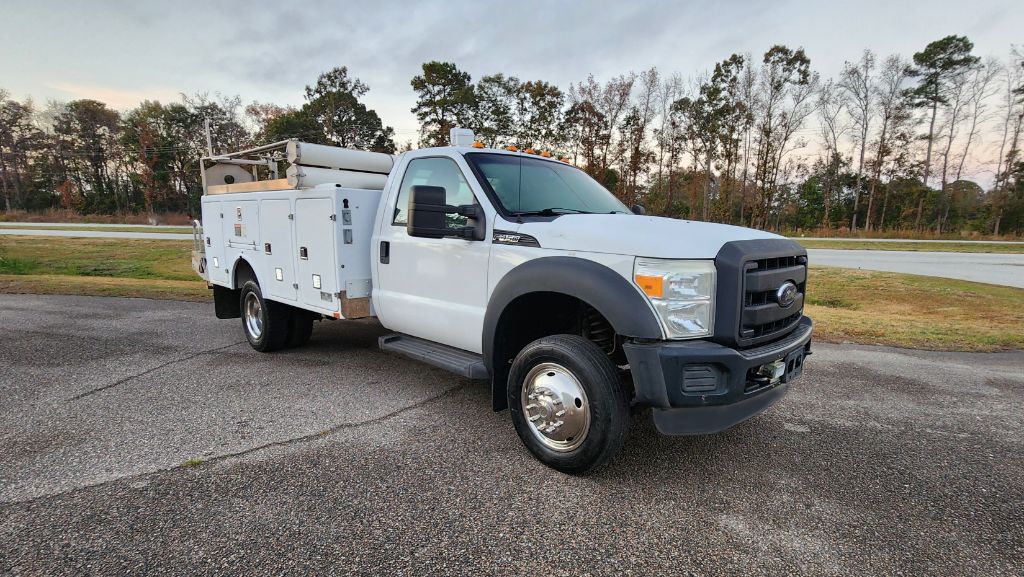 2012 Ford F-450 - $13,900