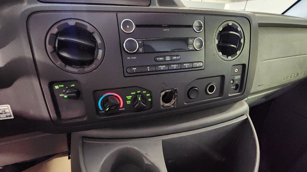 2017 Ford E-350