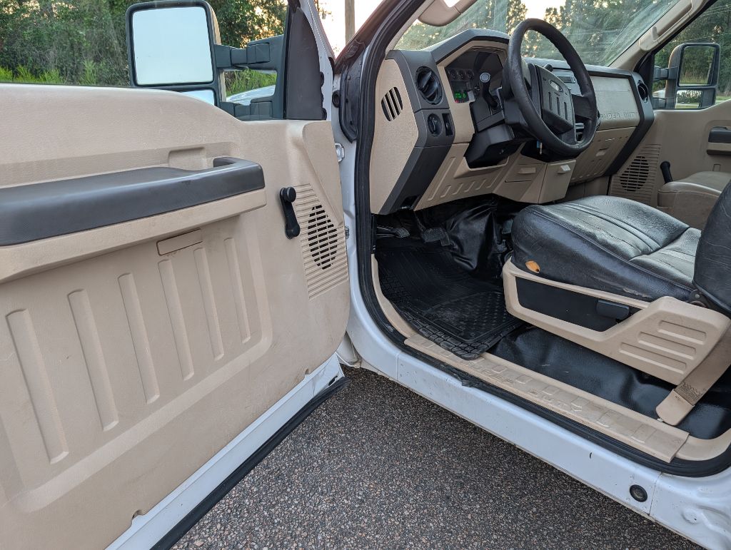2008 Ford F-350 - $9,900