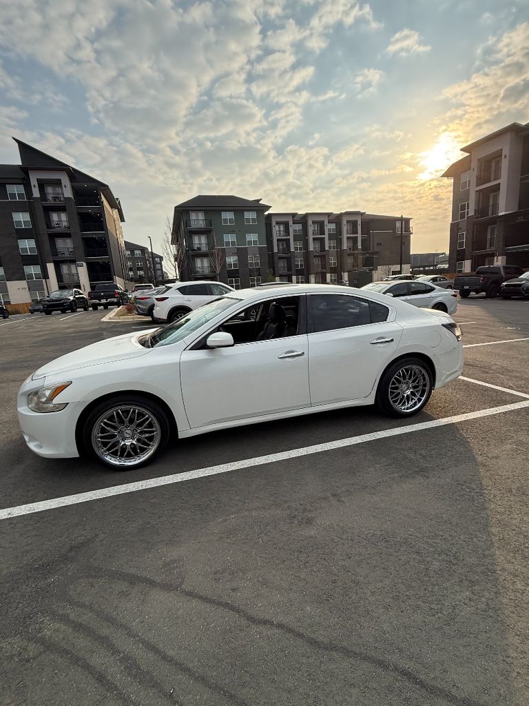 2014 Nissan Maxima - $7,269