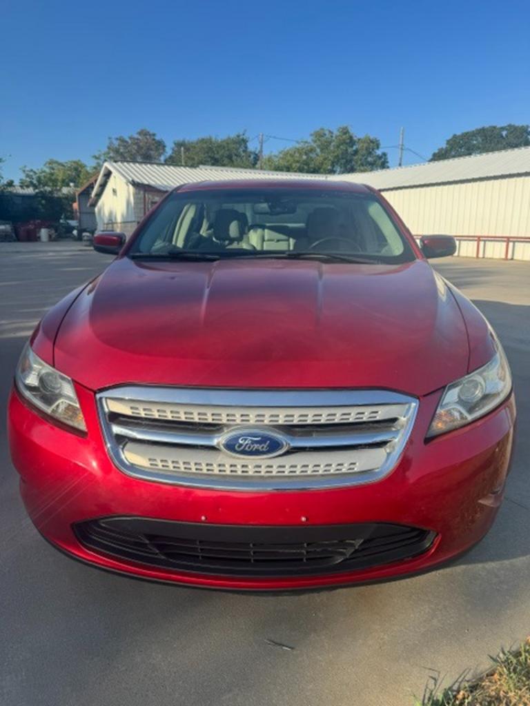 2011 Ford Taurus