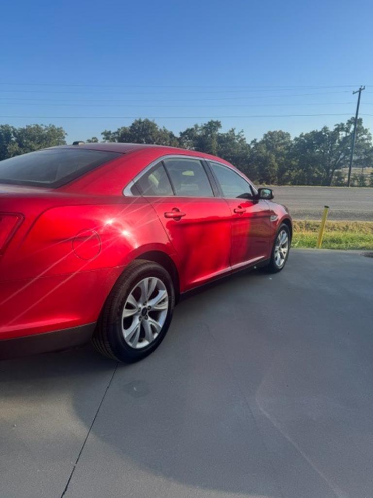 2011 Ford Taurus