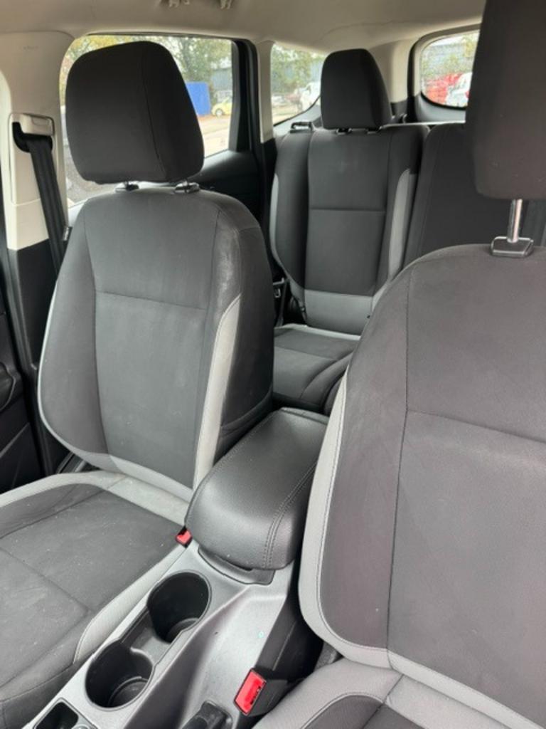 2014 Ford Escape - $6,995