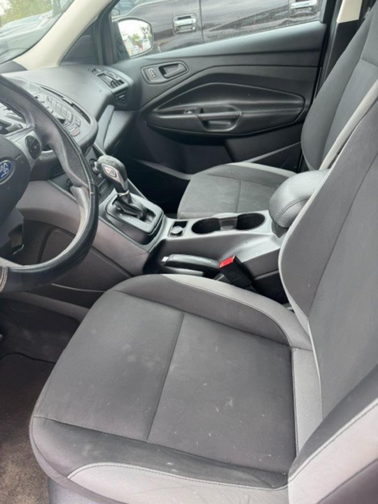 2014 Ford Escape - $6,995