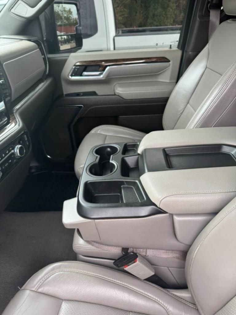 2024 GMC Sierra Hd - $43,995