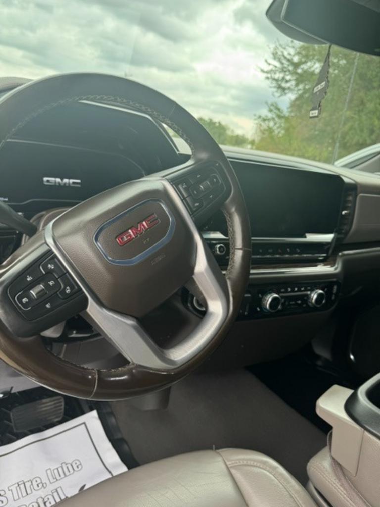 2024 GMC Sierra Hd - $43,995