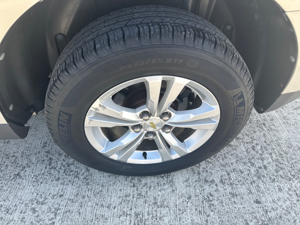 2012 Chevrolet Equinox - $8,995