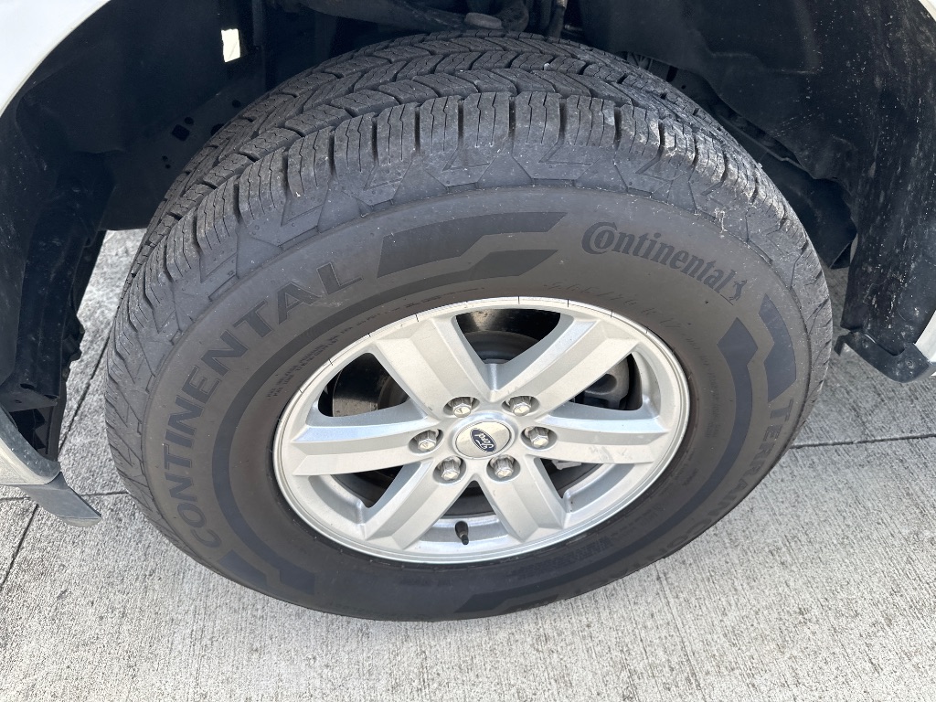 2021 Ford F-150 - $19,500