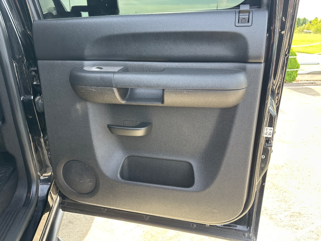 2010 Chevrolet Silverado - $20,995