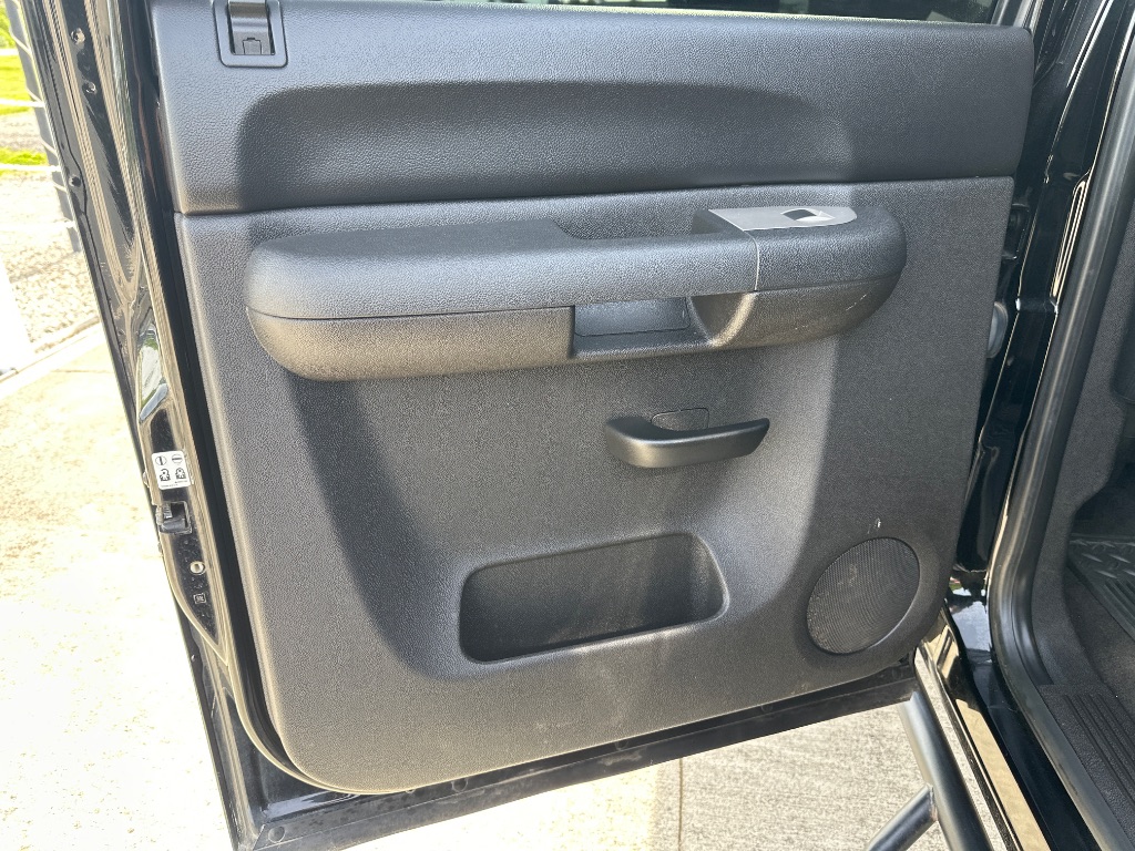 2010 Chevrolet Silverado - $20,995