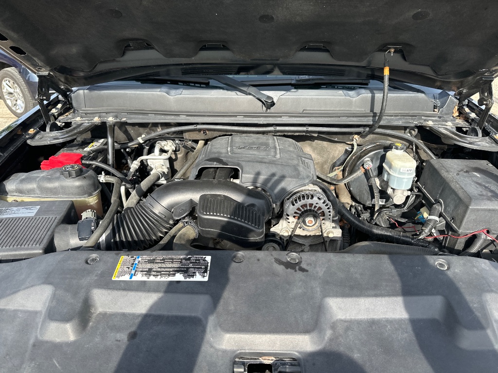 2010 Chevrolet Silverado - $20,995