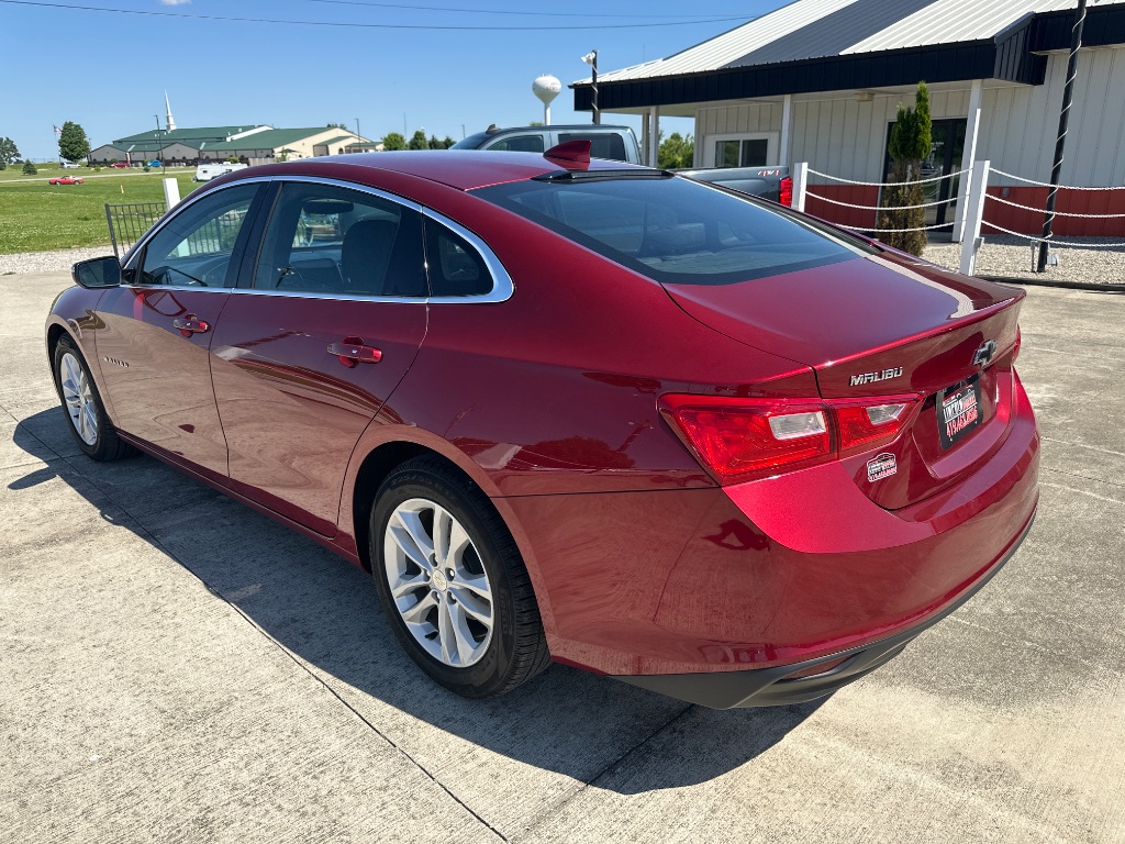 2018 Chevrolet Malibu - $11,495