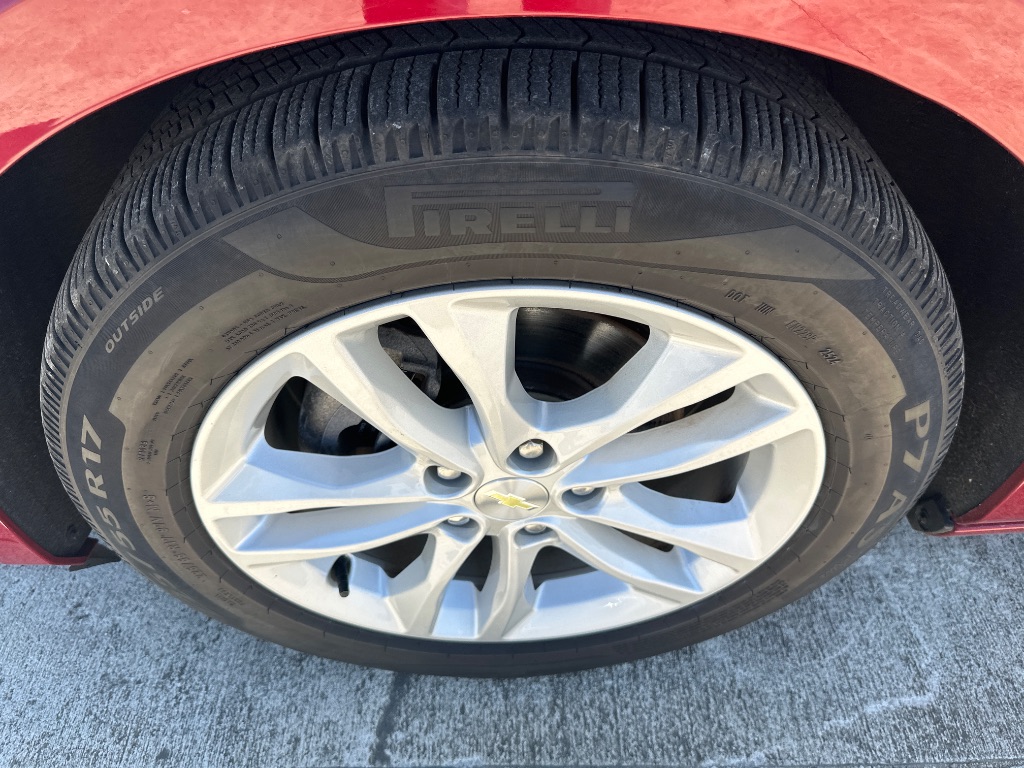2018 Chevrolet Malibu - $11,495