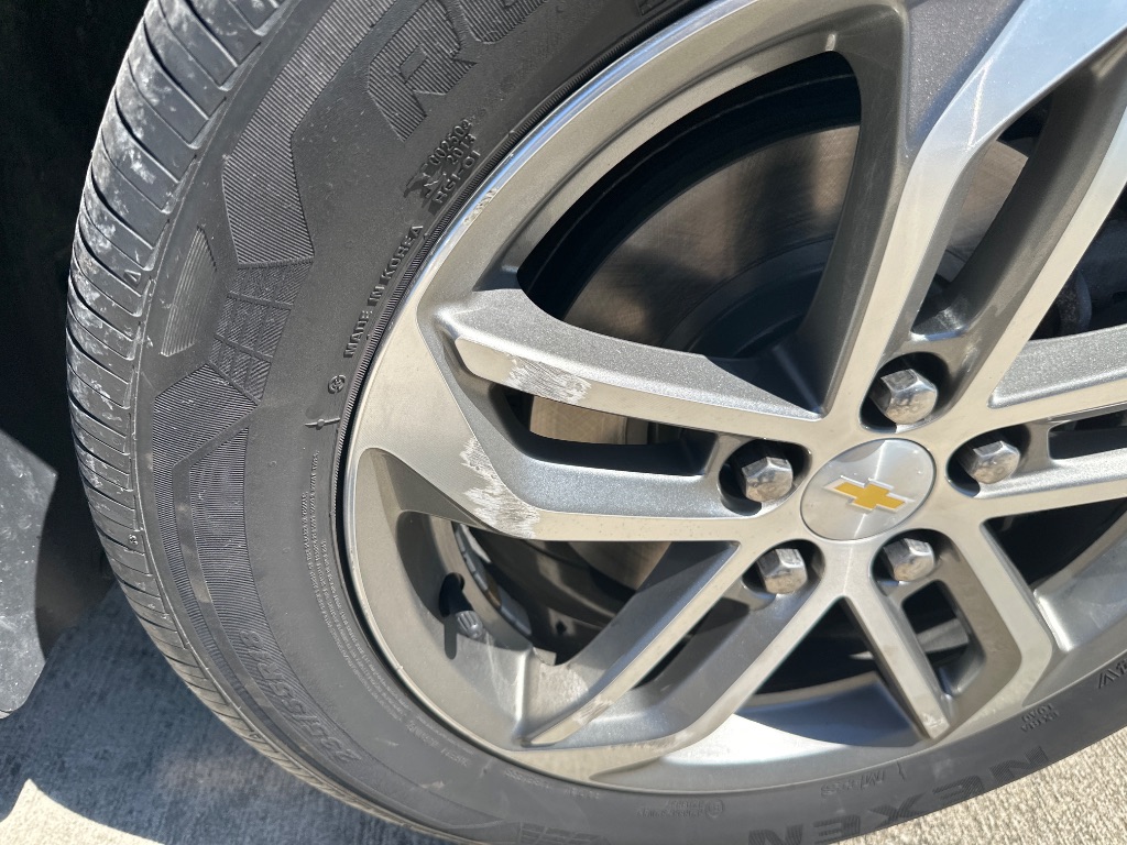 2017 Chevrolet Equinox - $9,995