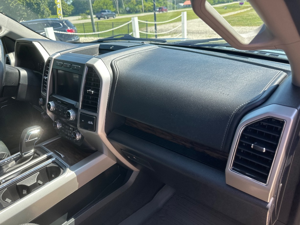 2020 Ford F150 - $34,595