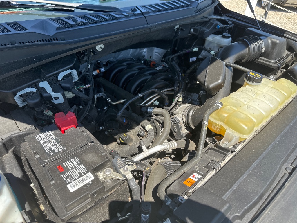 2020 Ford F150 - $34,595