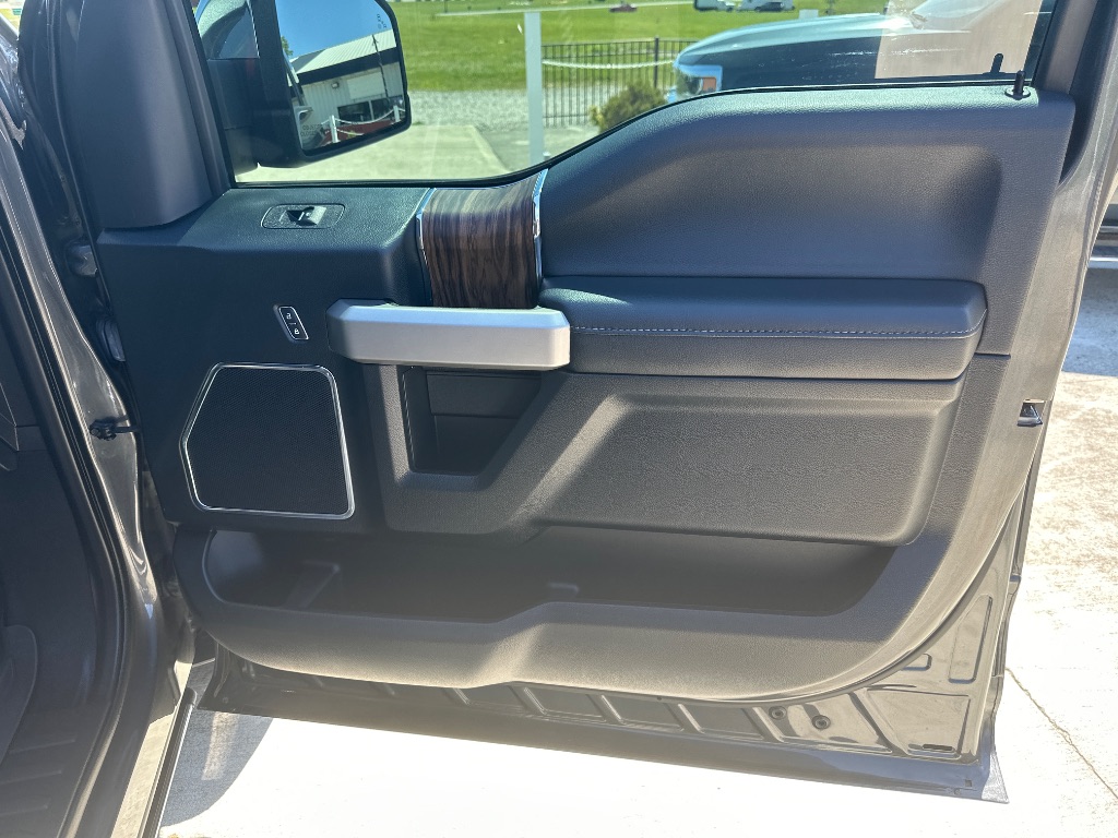 2020 Ford F150 - $34,595