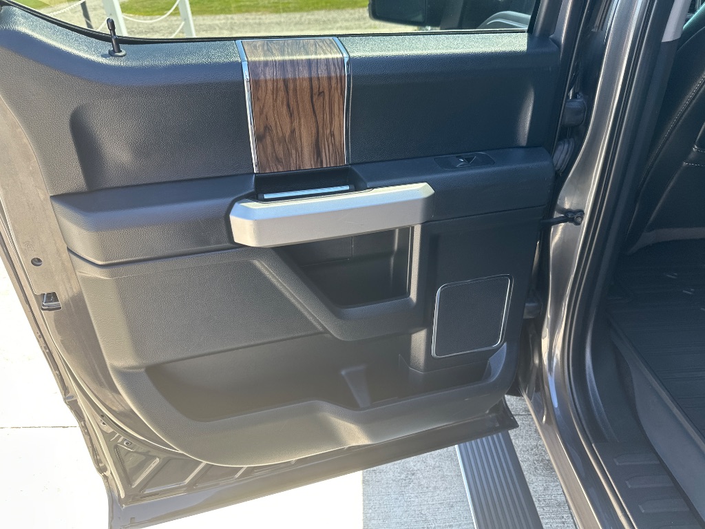 2020 Ford F150 - $34,595