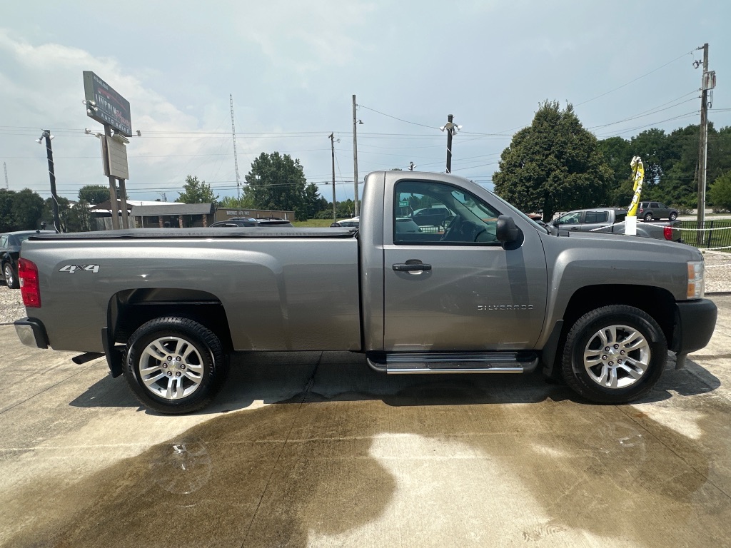 Gray 2012 Chevrolet Silverado 1500 Pickup Truck Four-Wheel Drive Automatic