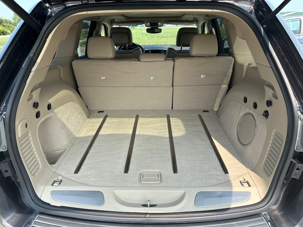 2017 Jeep Cherokee - $17,495