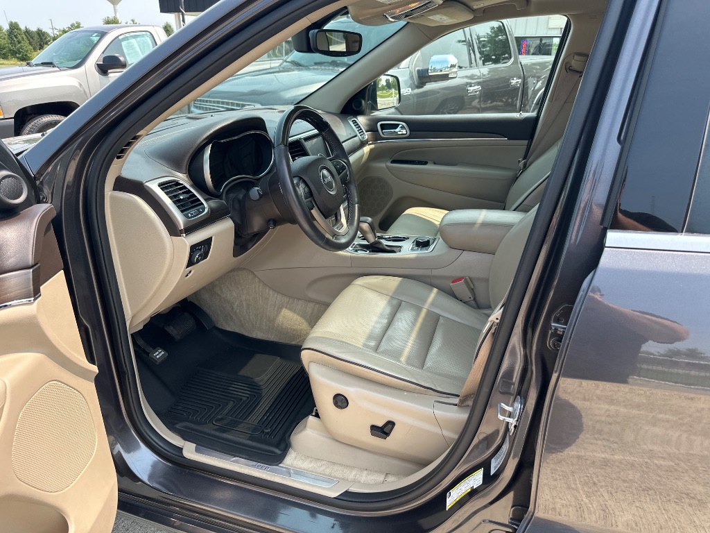 2017 Jeep Cherokee - $17,495
