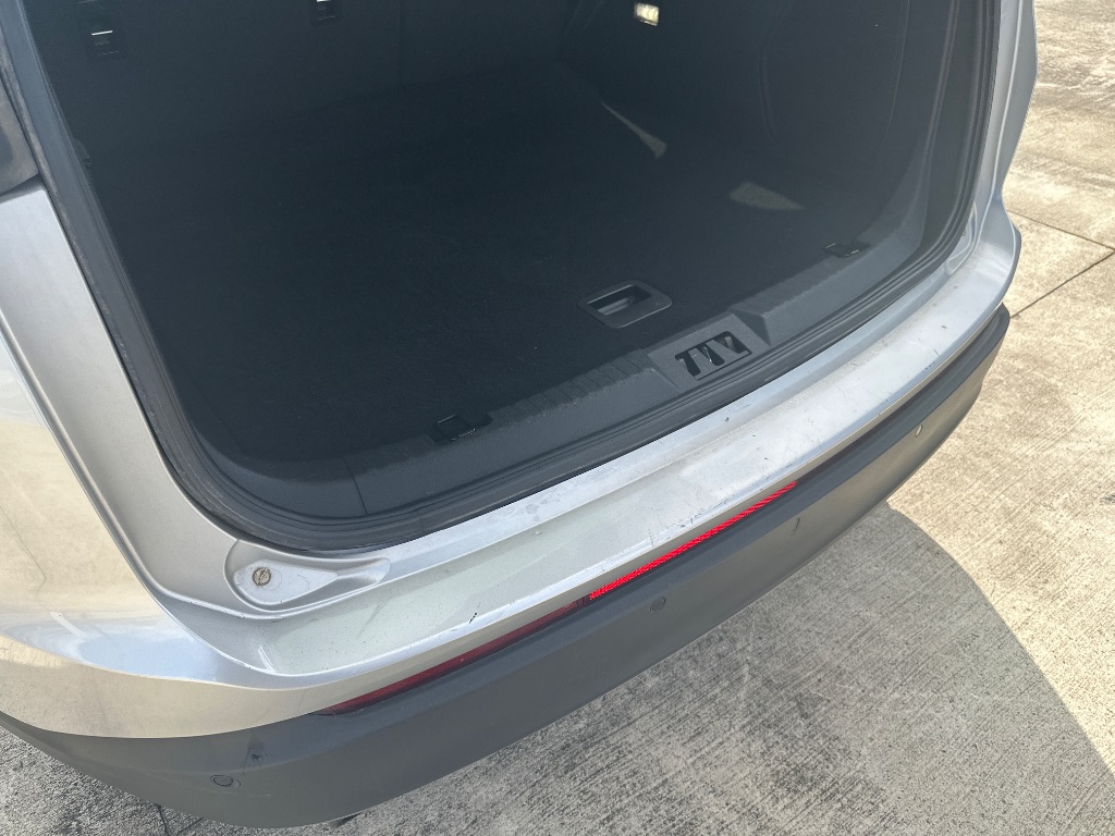 2017 Ford Edge - $11,995