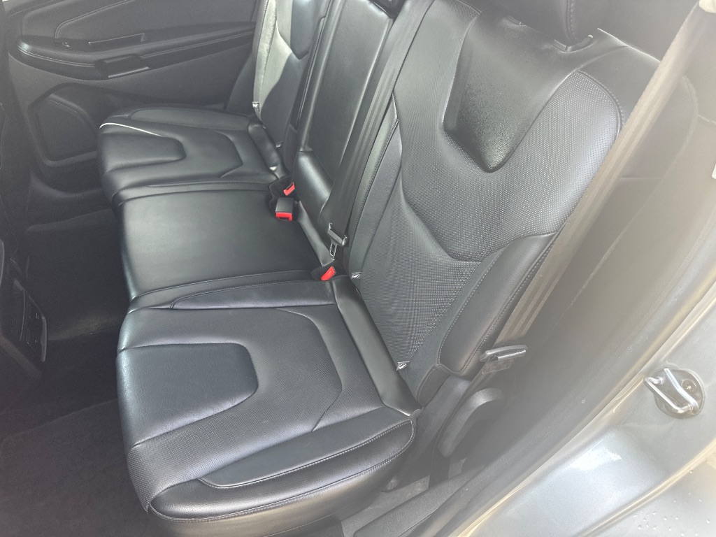 2017 Ford Edge - $11,995