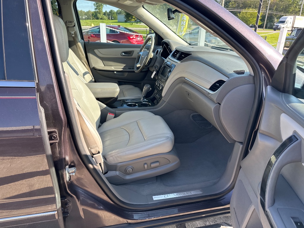 2015 Chevrolet Traverse - $8,995