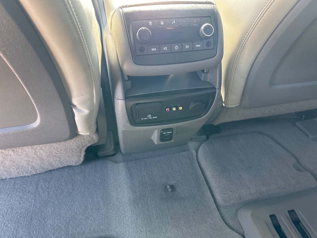 2015 Chevrolet Traverse - $8,995