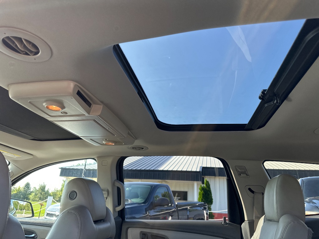 2015 Chevrolet Traverse - $8,995
