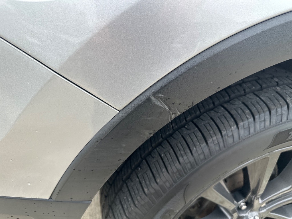 2018 Ford Explorer - $17,995
