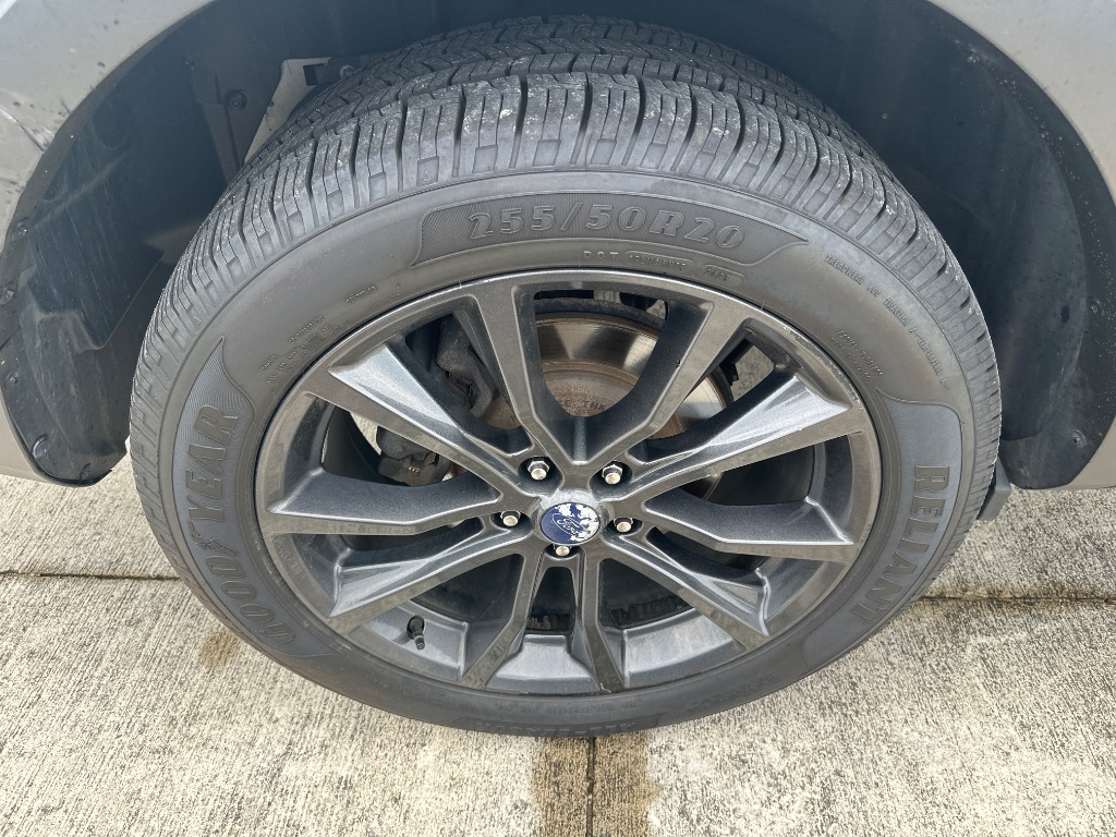2018 Ford Explorer - $17,995