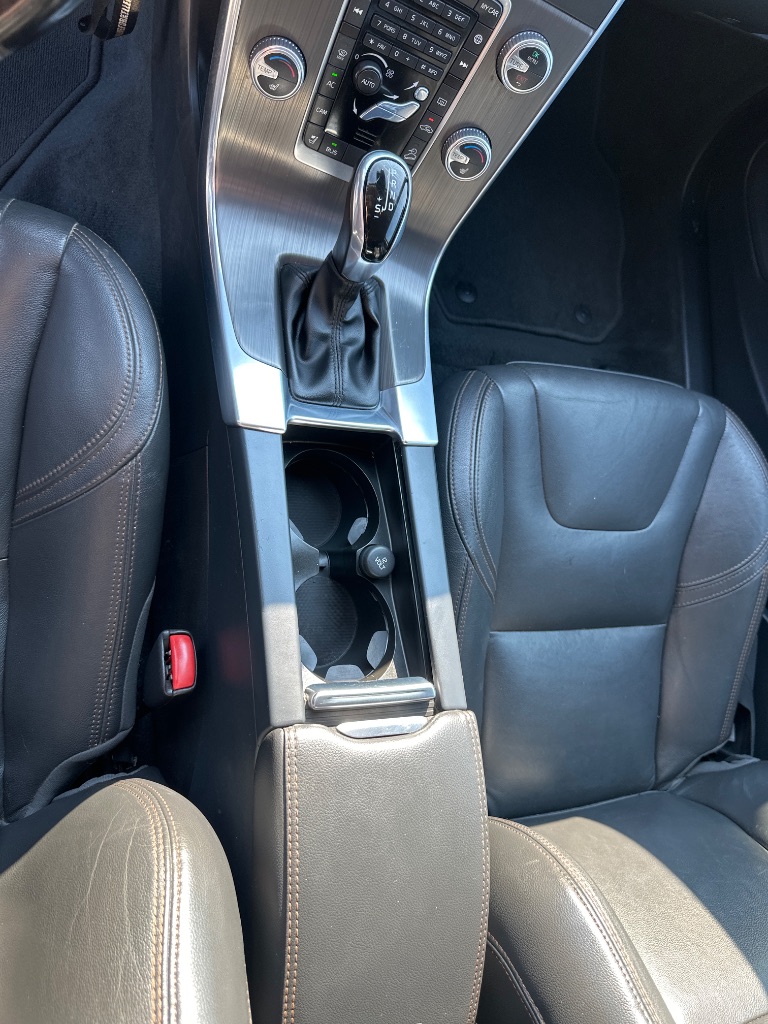 2016 Volvo V60 - $9,995