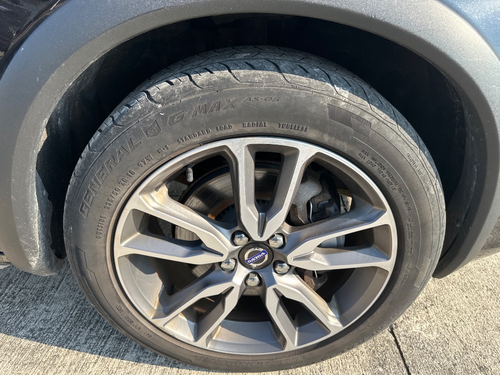 2016 Volvo V60 - $9,995