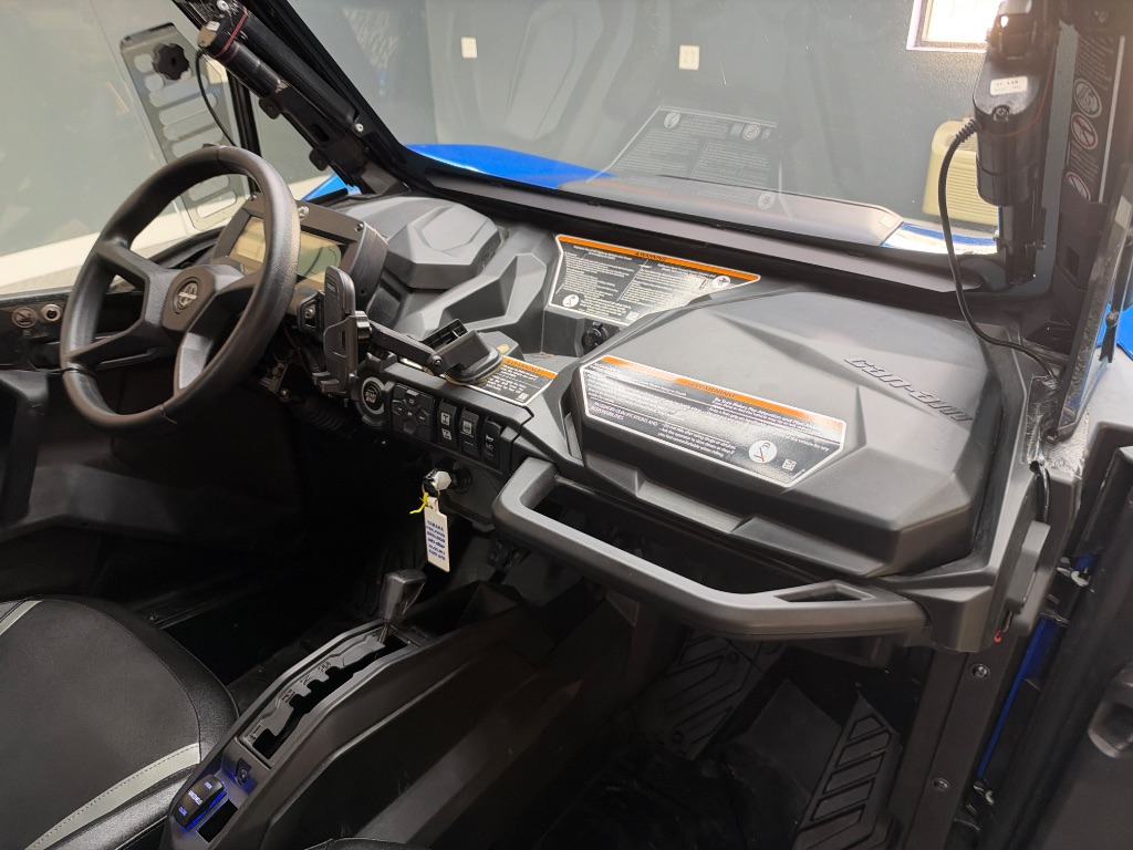 2023 Can-am Commander - $20,999