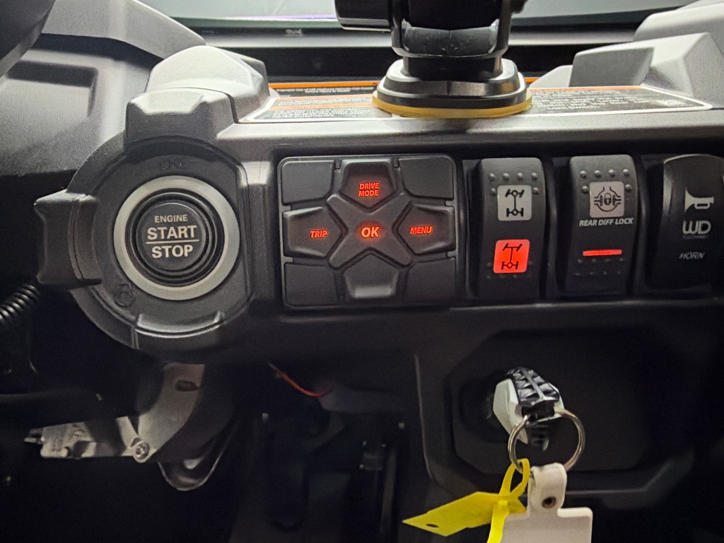 2023 Can-am Commander - $20,999