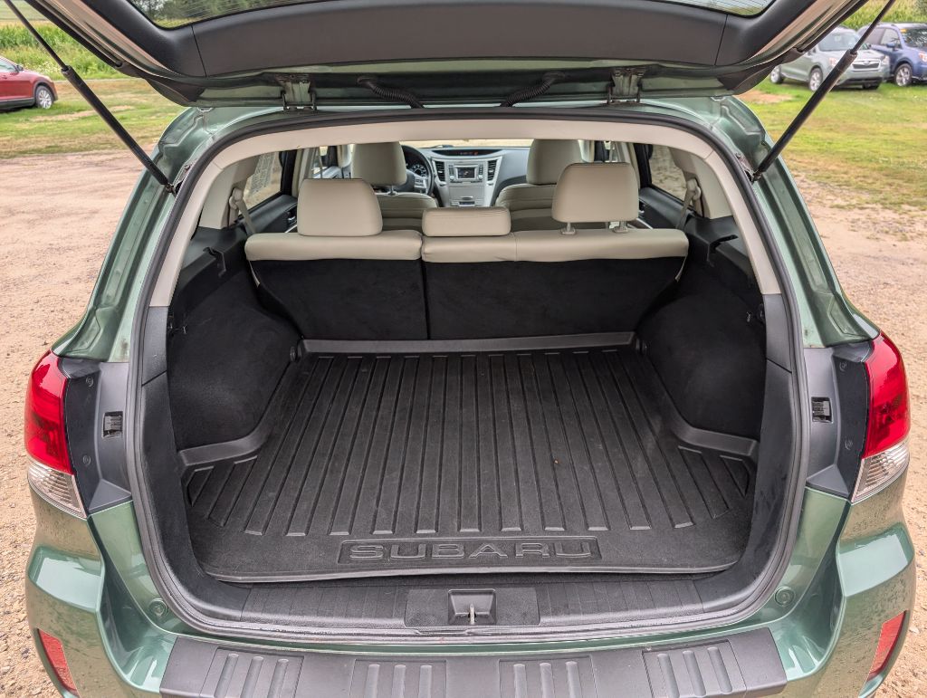 2013 Subaru Outback - $6,995