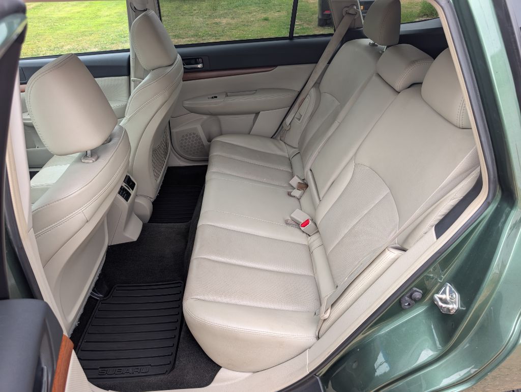 2013 Subaru Outback - $6,995