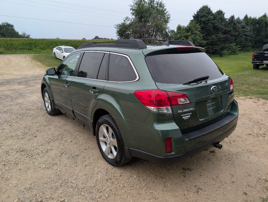 2013 Subaru Outback - $6,995