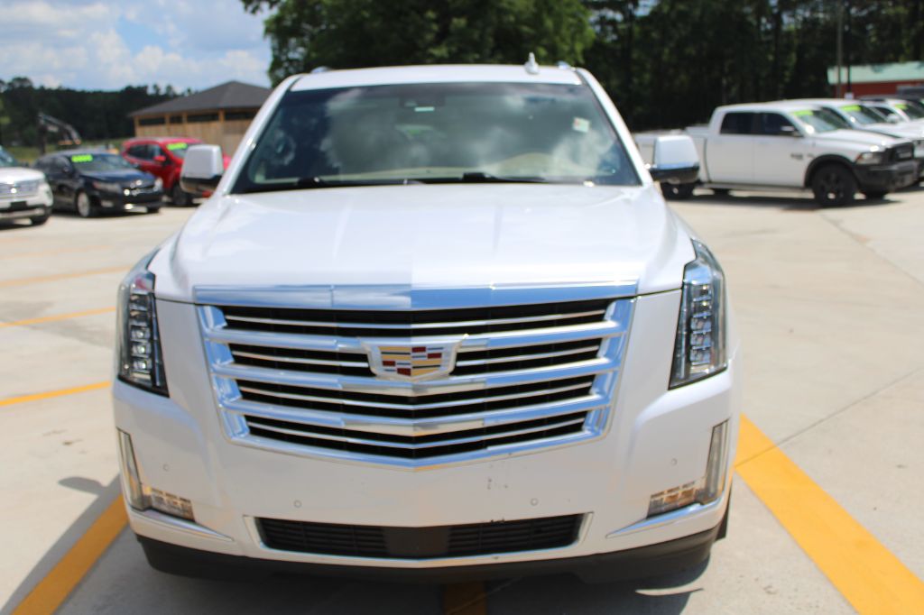 2020 Cadillac Escalade - $29,499