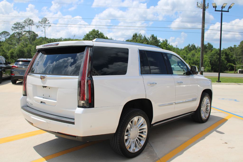 2020 Cadillac Escalade - $29,499