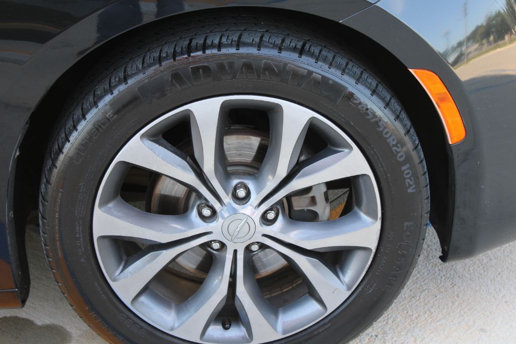 2017 Chrysler Pacifica - $8,749