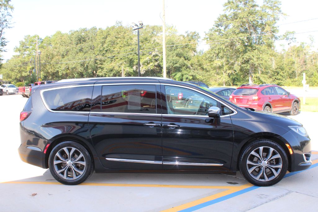 2017 Chrysler Pacifica - $8,749