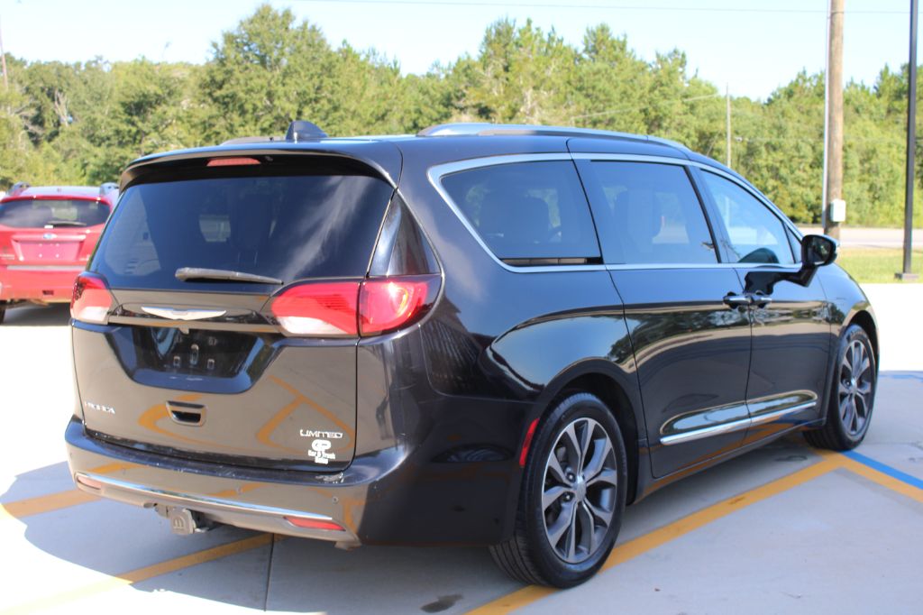2017 Chrysler Pacifica - $8,749