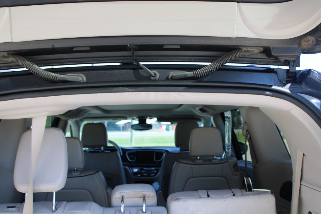 2017 Chrysler Pacifica - $8,749
