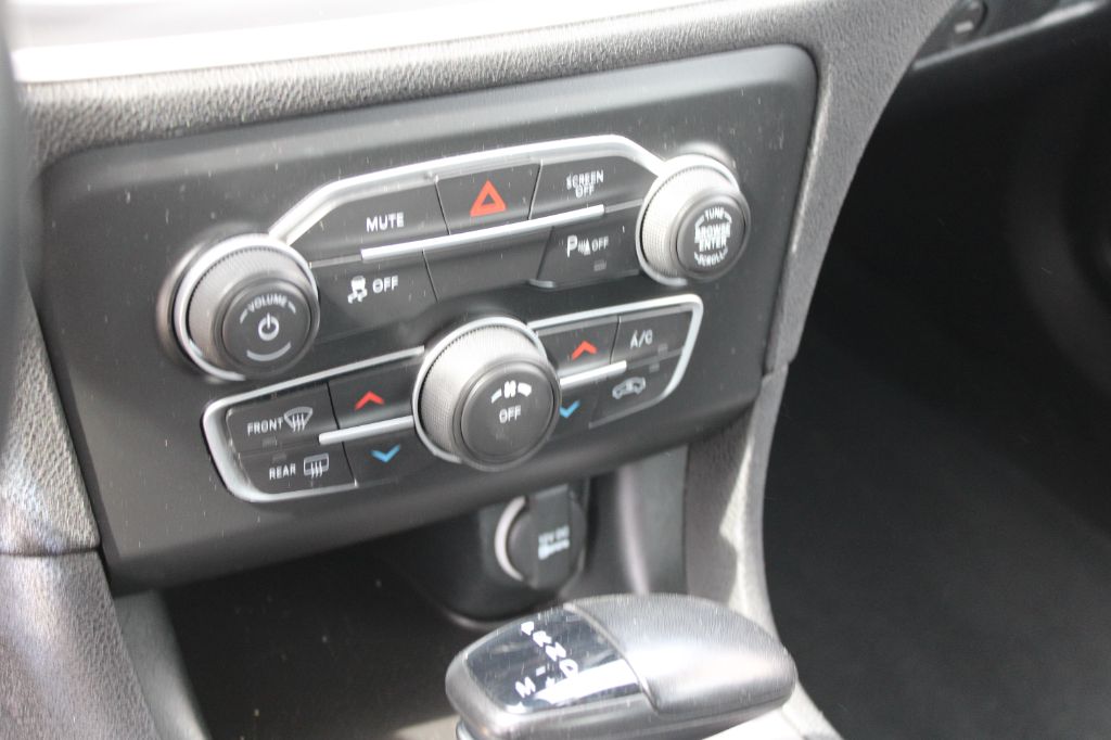 2022 Dodge Charger - $21,999