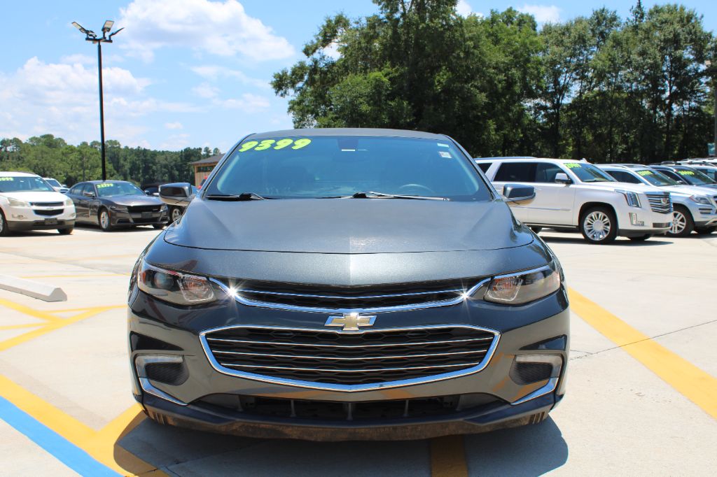 2016 Chevrolet Malibu - $9,399
