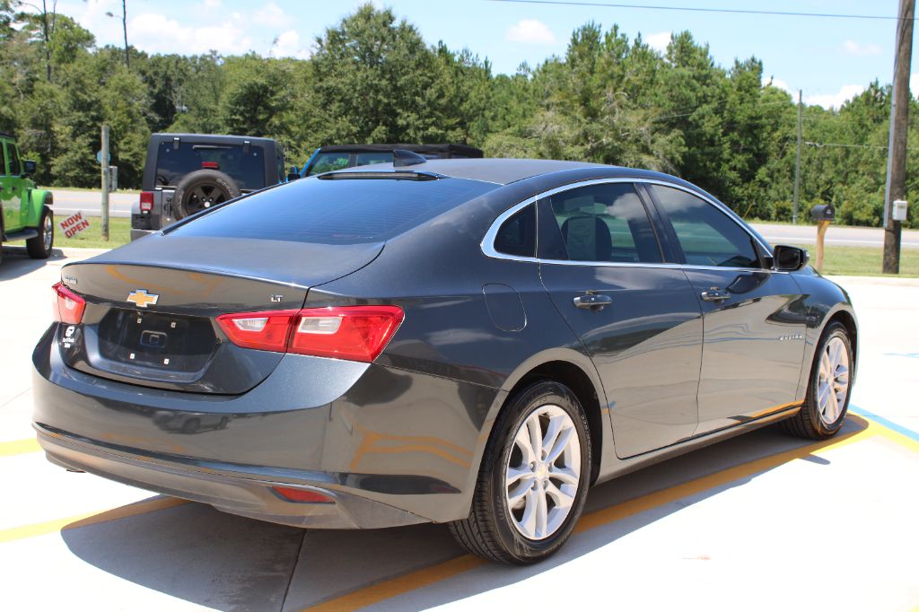 2016 Chevrolet Malibu - $9,399