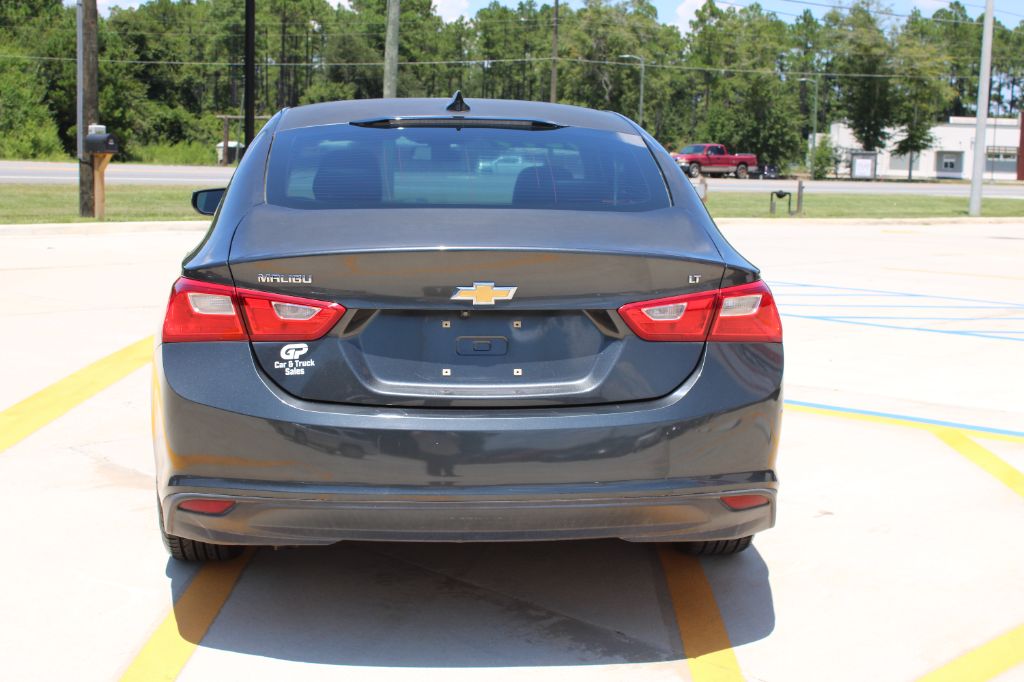 2016 Chevrolet Malibu - $9,399